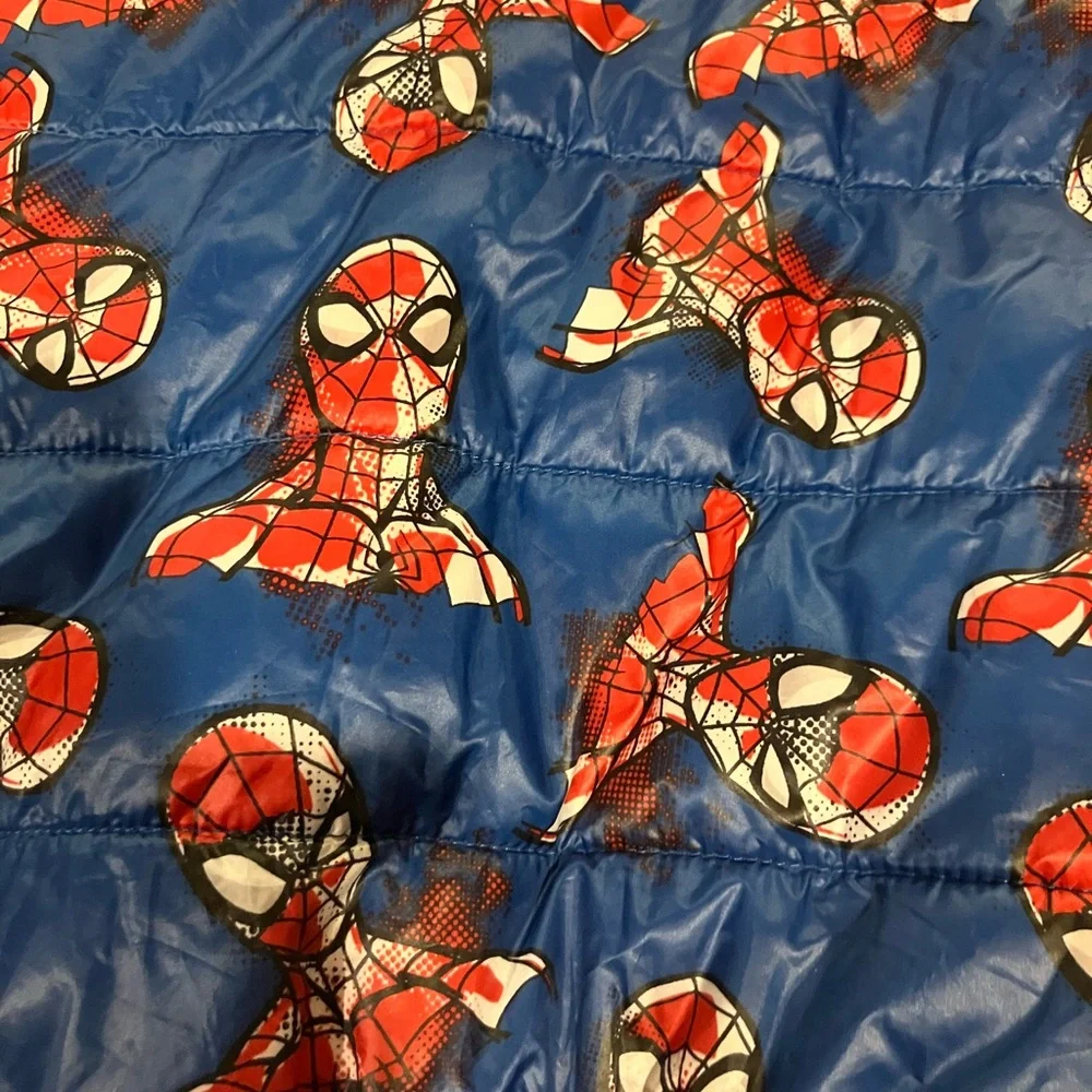 NWT Disney Blue Spider-Man Puffer Jacket for Kids size 4T